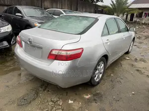 Toyota Camry LE 4dr Sedan (2.4L 4cyl 5A) 2009 Silver