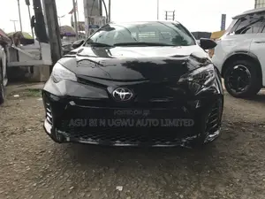 Toyota Corolla SE Special Edition 4dr Sedan (1.8L 4cyl CVT) 2017 Black