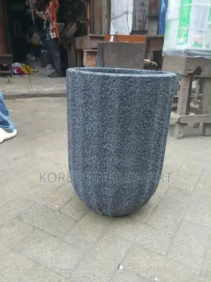 Stone Finish Imported Decorative Flower Pot