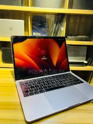 Laptop Apple MacBook Pro 2017 8GB Intel Core i5 SSD 512GB