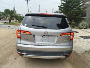 Honda Pilot 2019 Silver