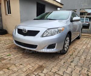 Toyota Corolla LE 4dr Sedan (1.8L 4cyl 4A) 2010 Silver
