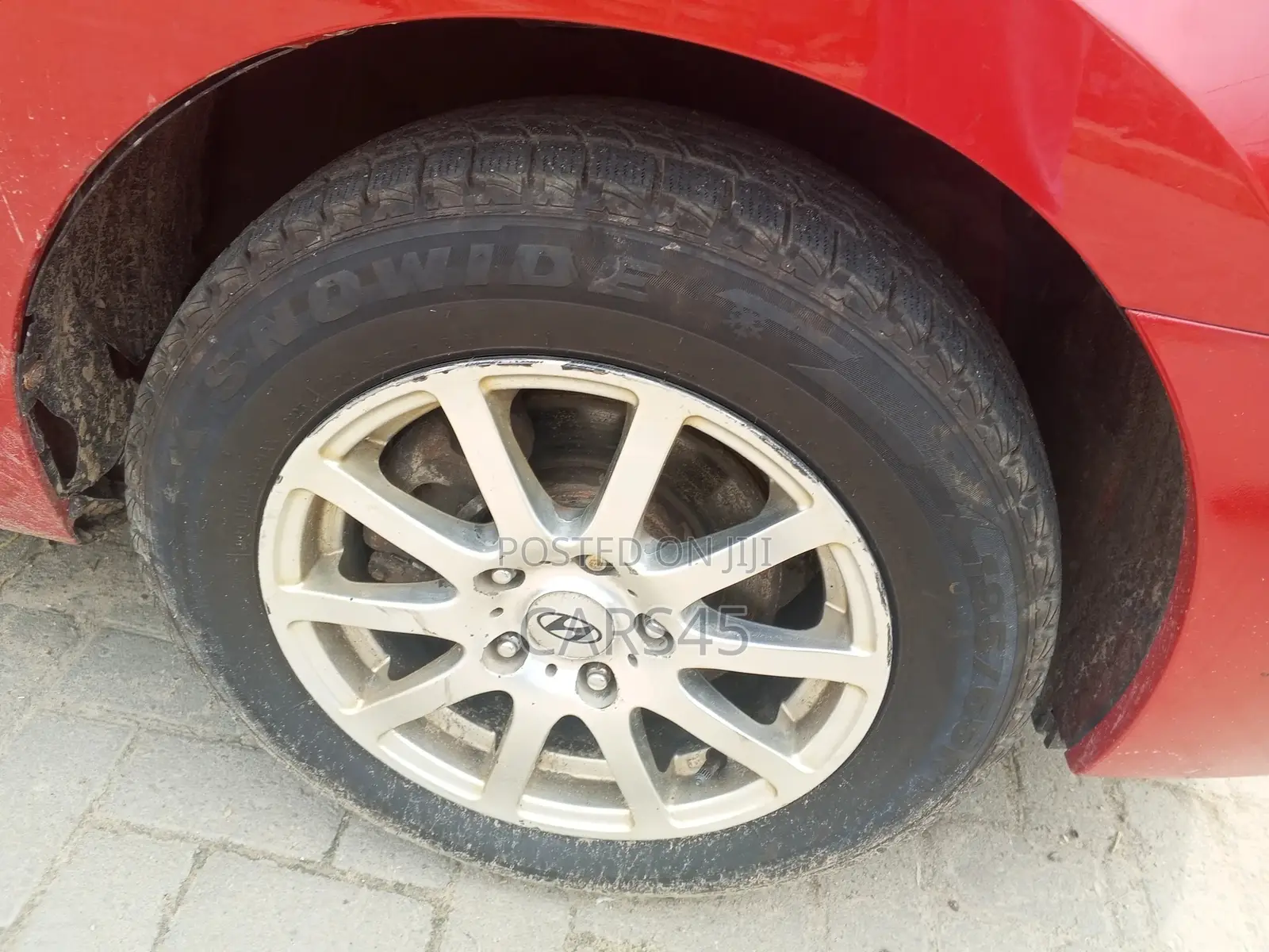 Hyundai Elantra 2009 Red