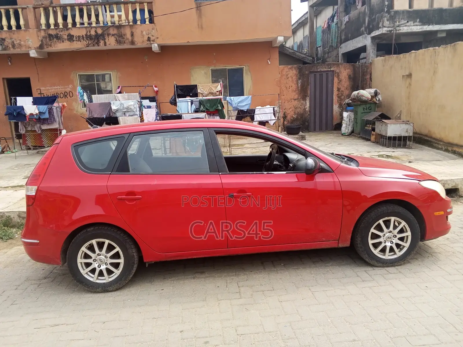 Hyundai Elantra 2009 Red