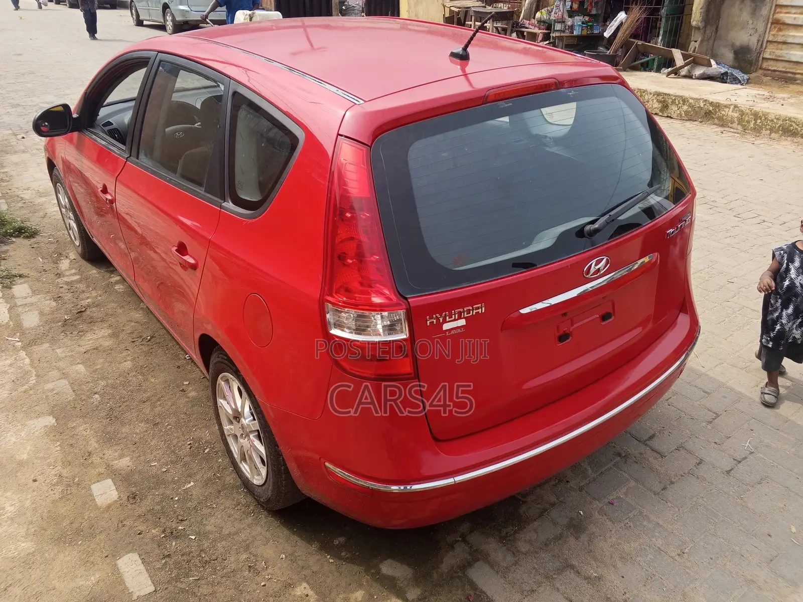 Hyundai Elantra 2009 Red