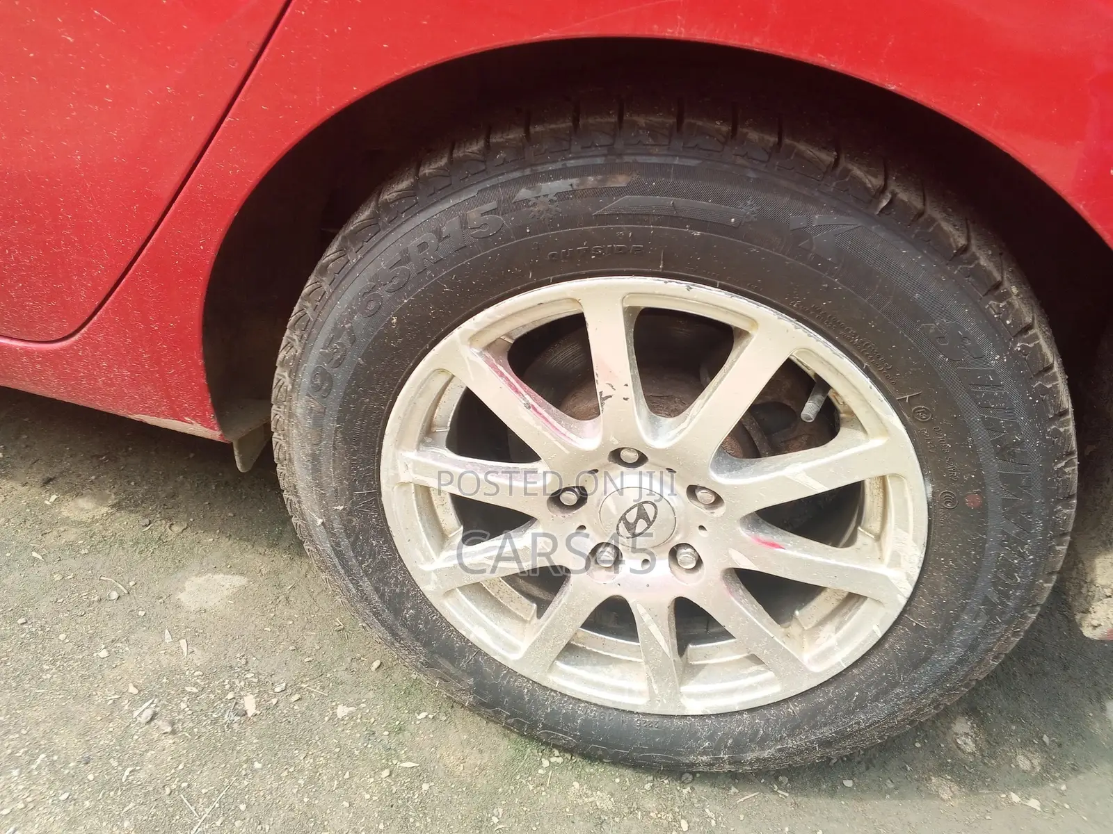Hyundai Elantra 2009 Red