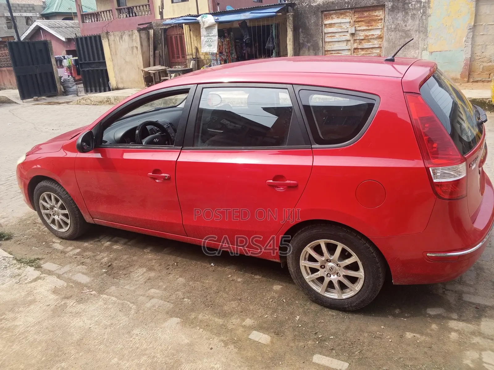 Hyundai Elantra 2009 Red