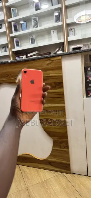 Apple iPhone XR 64 GB Orange