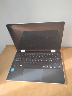Laptop Acer Aspire R3 4GB Intel Celeron HDD 160GB