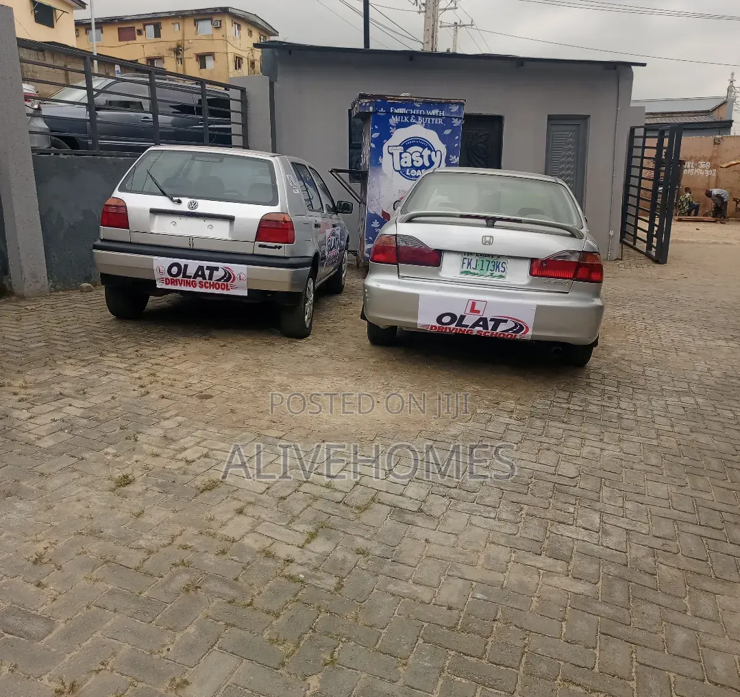 Olat Driving School