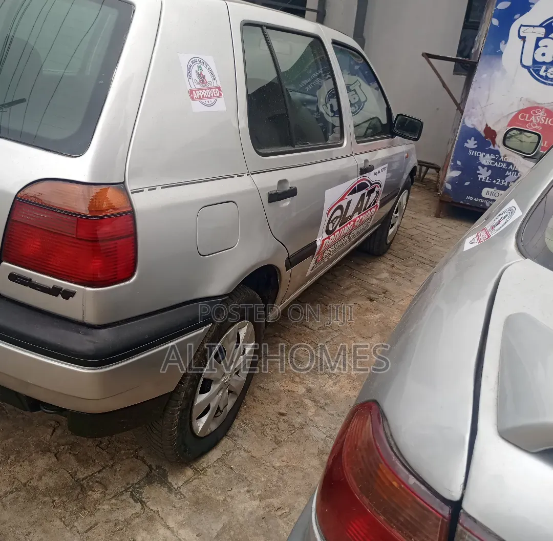 Olat Driving School