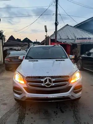 Mercedes-Benz GLE-Class GLE 350 2017 Silver