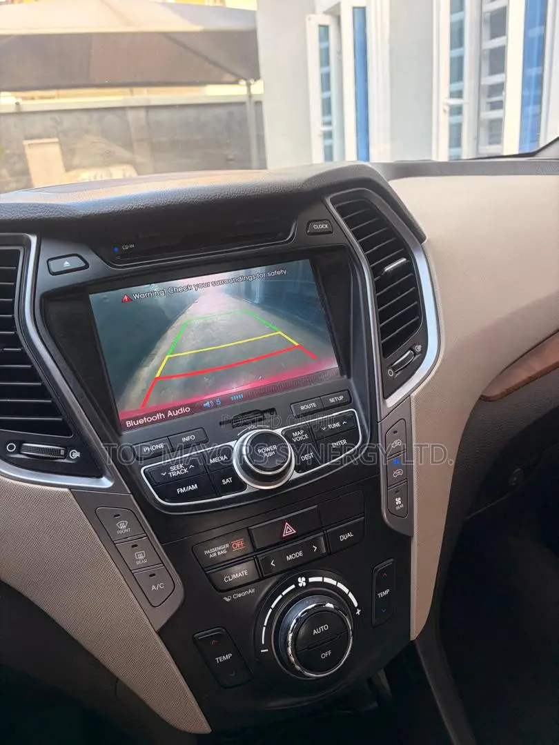 Hyundai Santa Fe 2013 Red