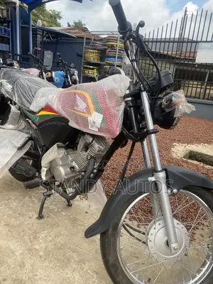 New Honda CB 2026 Red