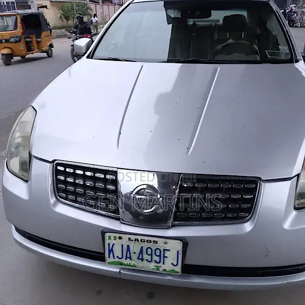 Nissan Maxima 2005 Silver