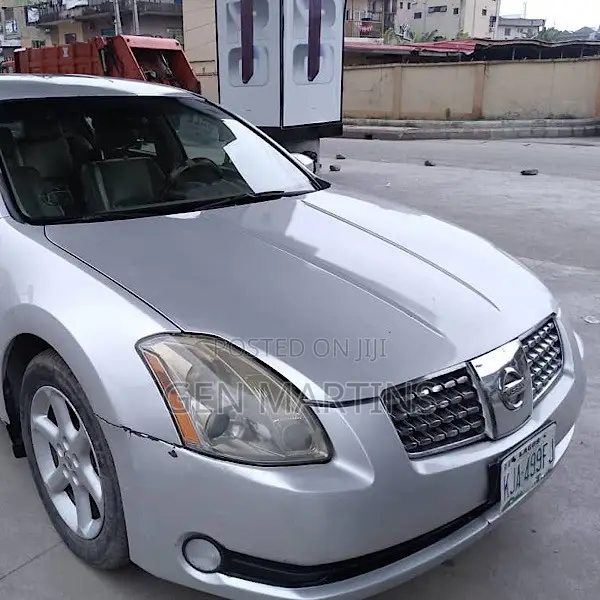 Nissan Maxima 2005 Silver