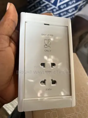 Shaver Socket