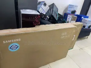 Samsung 55 Inch QLED Flat Screen Smart TV