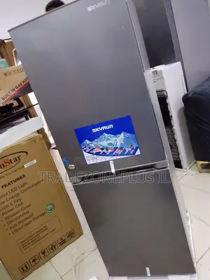 Skyrun BCD-170K Compact Double Compartment Fridge
