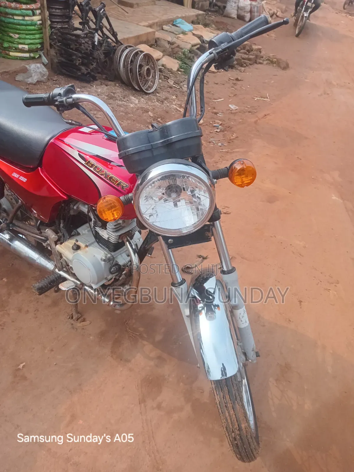 Bajaj Boxer 100 2025 Red