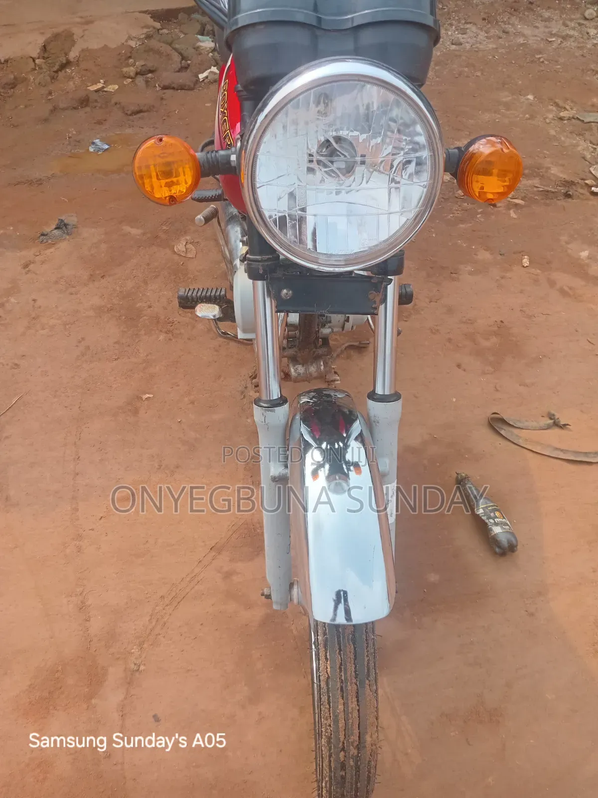 Bajaj Boxer 100 2025 Red