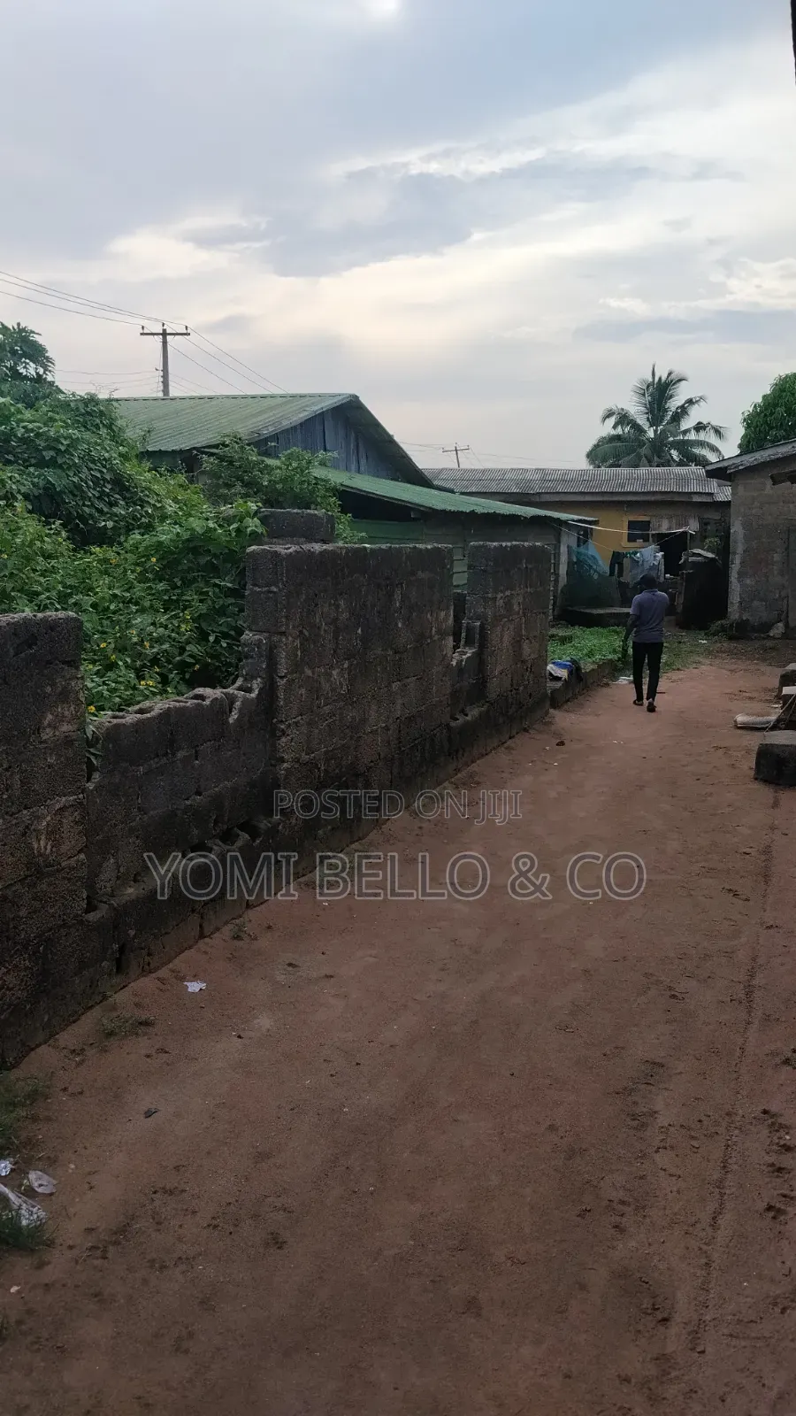 A Full Plot at Iloye, Dalemo, Sango Ota.
