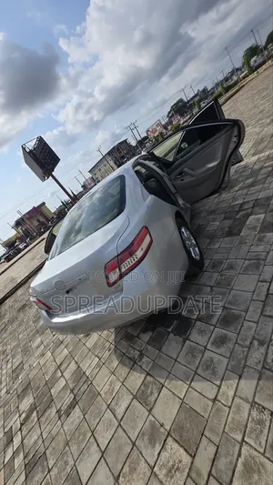Toyota Camry 2008 Silver