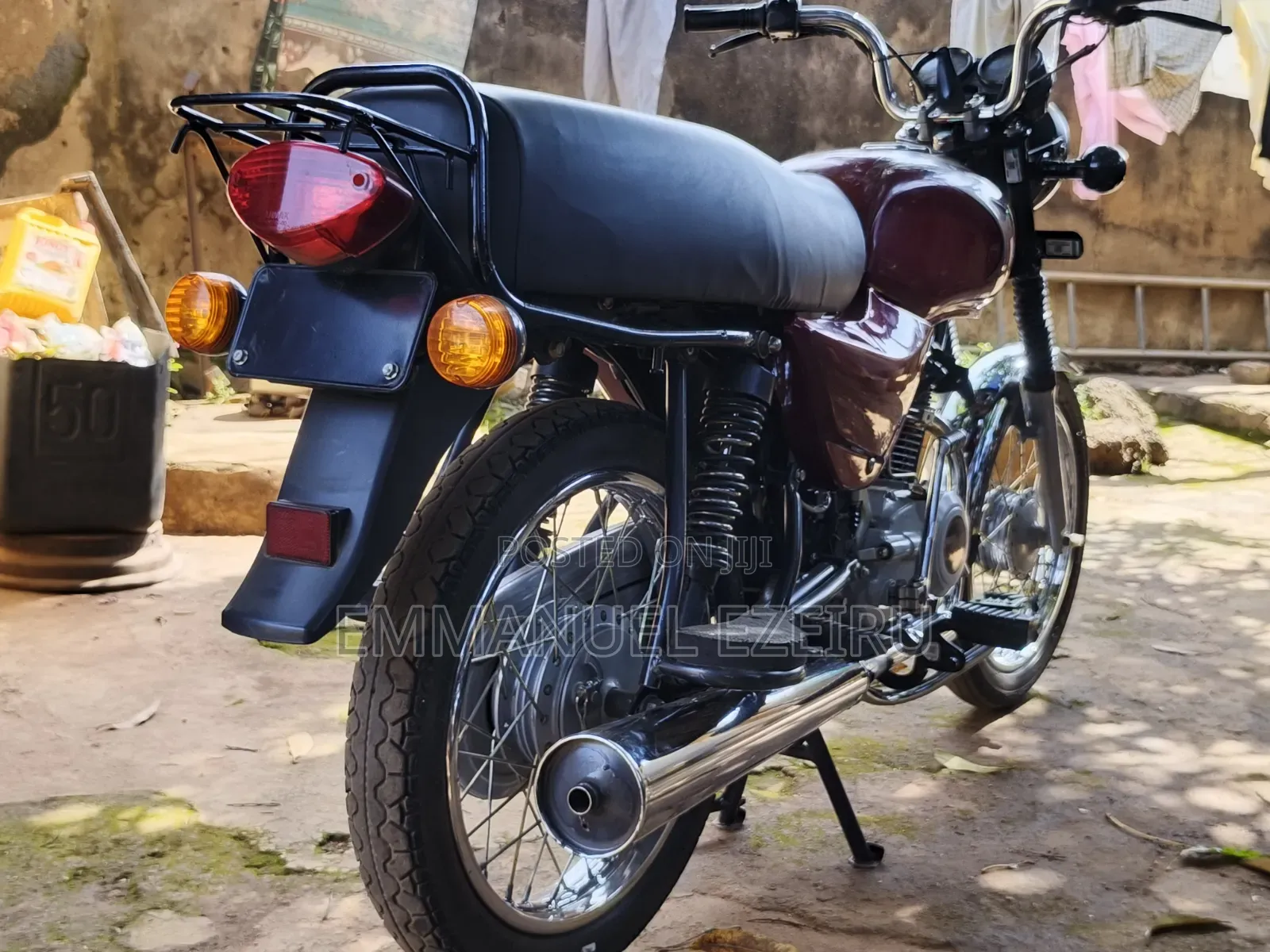 Bajaj Boxer 100 2025 Red