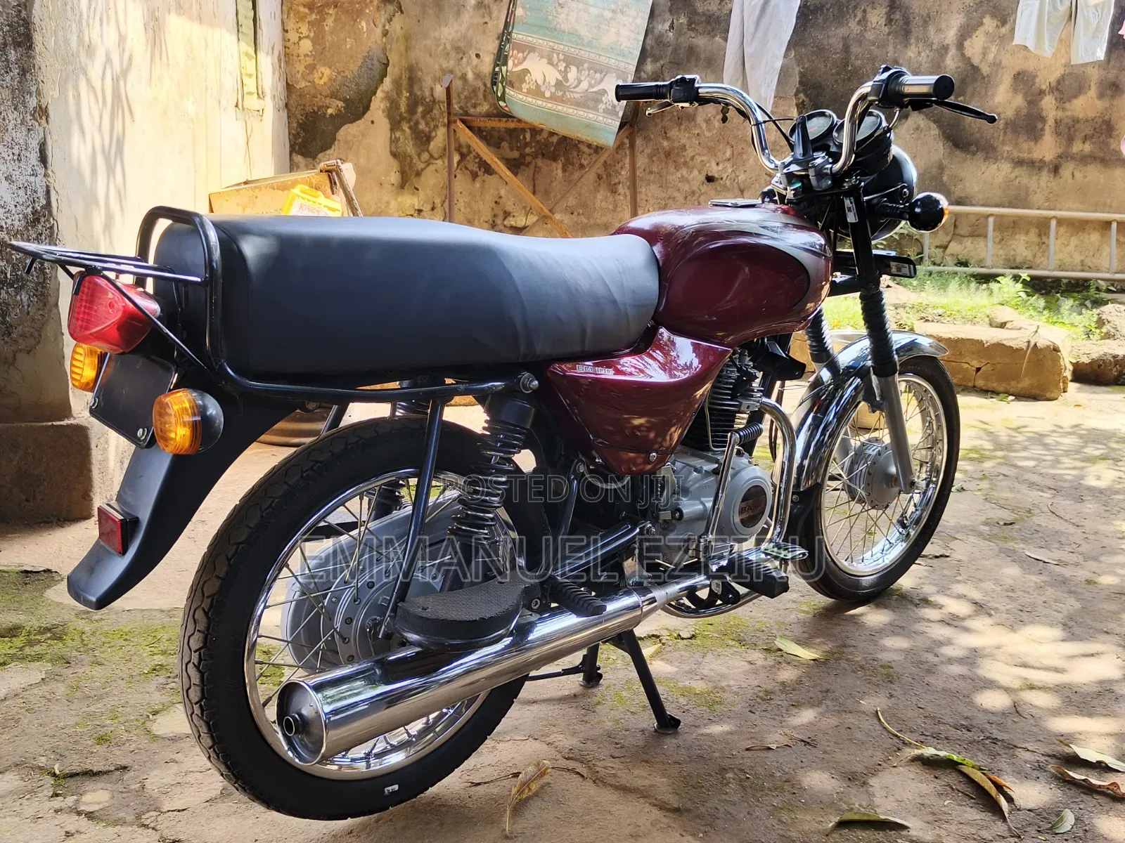 Bajaj Boxer 100 2025 Red