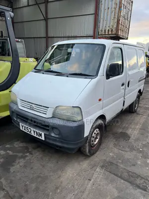 Suzuki APV Minibus 2005 White