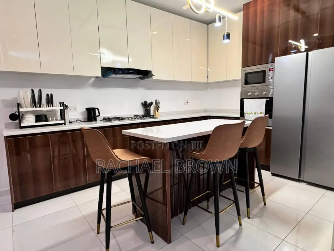 2 Bed Smart Home/Pool/Gym/PS5 at Lekki 1