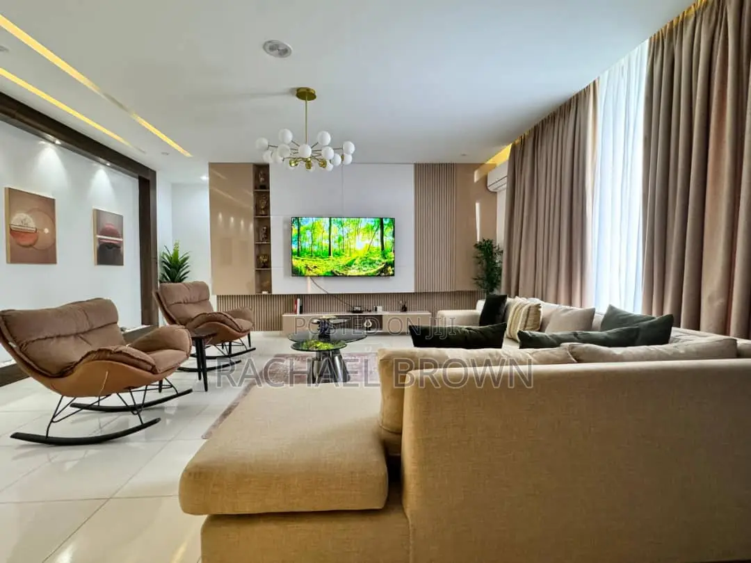 2 Bed Smart Home/Pool/Gym/PS5 at Lekki 1