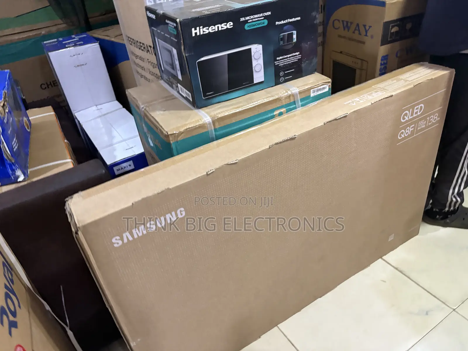 Samsung 55” Smart QLED TV for Streaming