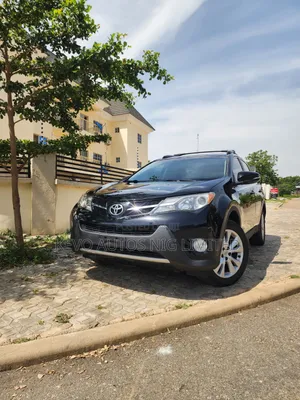 Toyota RAV4 Limited 4dr SUV AWD (2.5L 4cyl 6A) 2014 Black