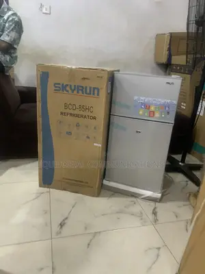 SKYRUN 85L Compact Fridge – Keep Your Food Fresh and Organised