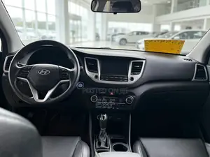 Hyundai Tucson 2017 Brown