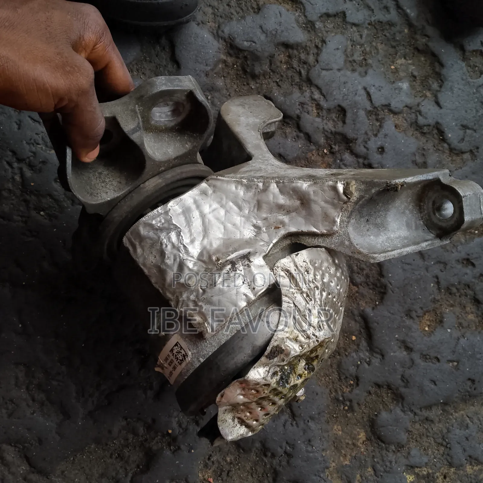 Explorer 2020 to 2022 Engine Sitting