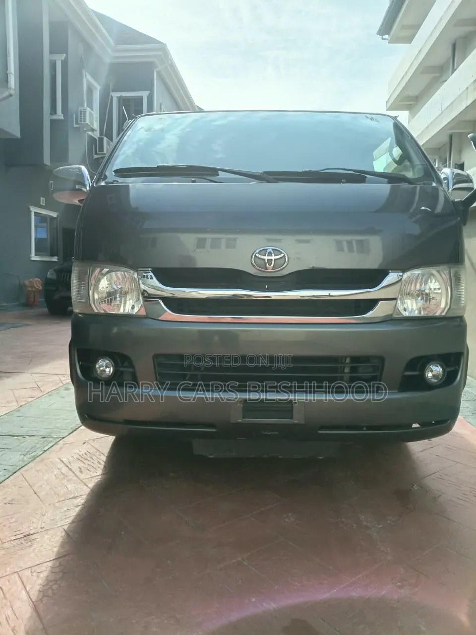 Toyota HiAce 2012 Grey