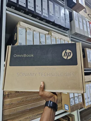 New Laptop HP OmniBook 5 Flip 16GB Intel Core 7 SSD 512GB