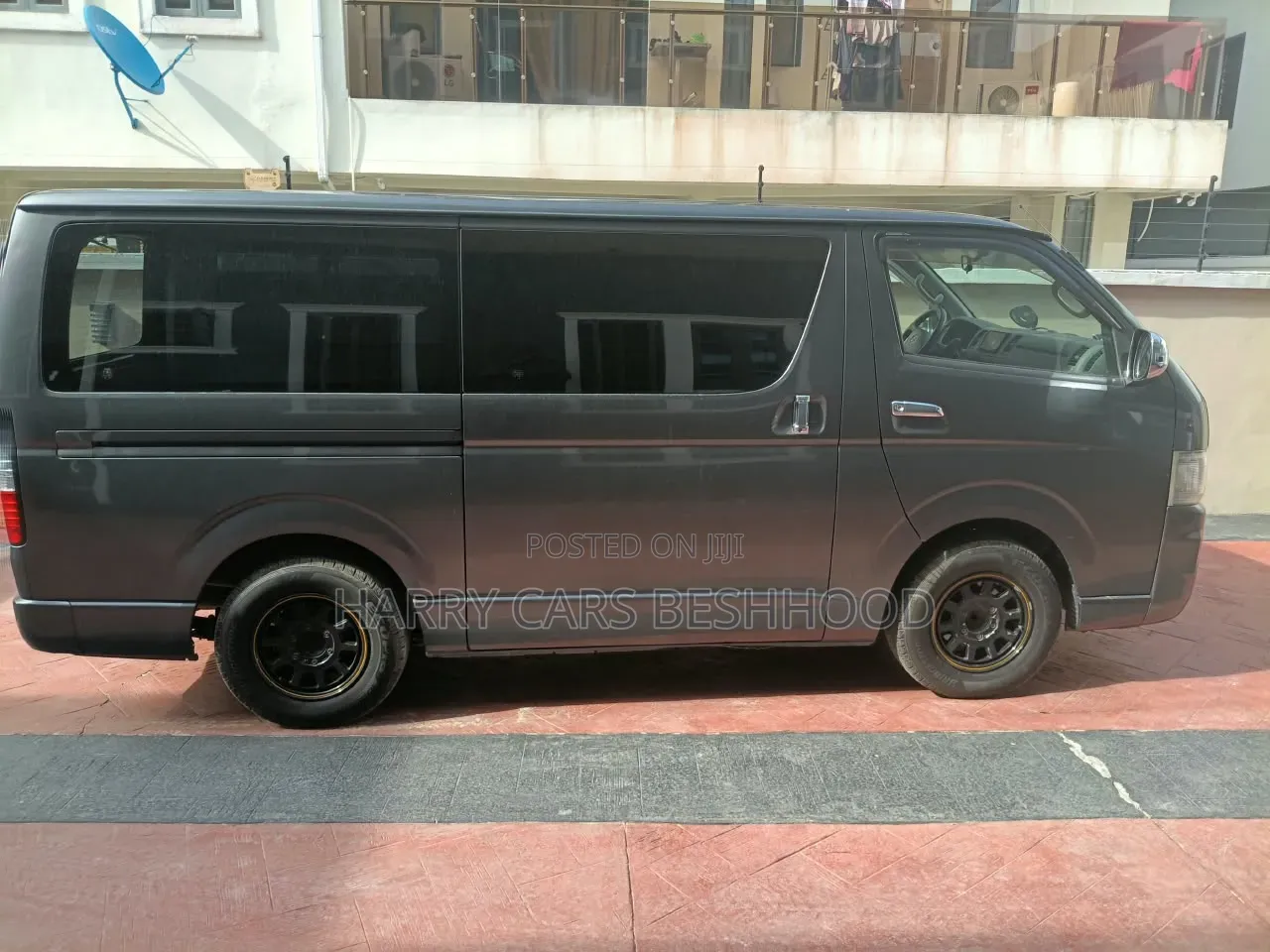 Toyota HiAce 2012 Grey