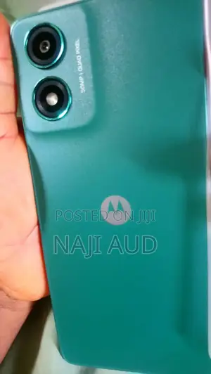 New Motorola Moto G04s 128 GB Green