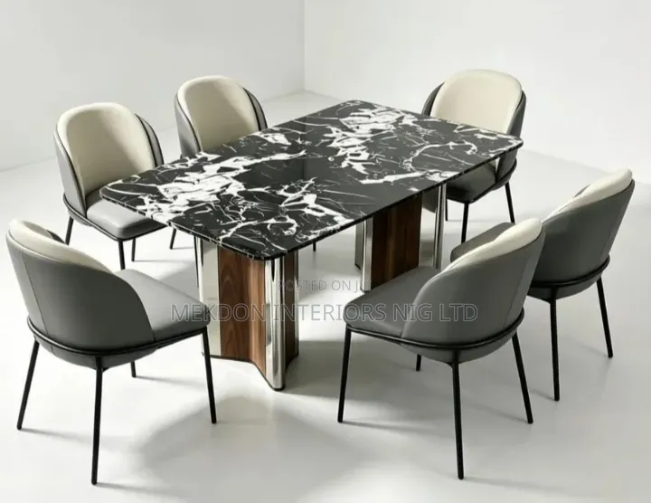 Exotic Mable Top Dining Set