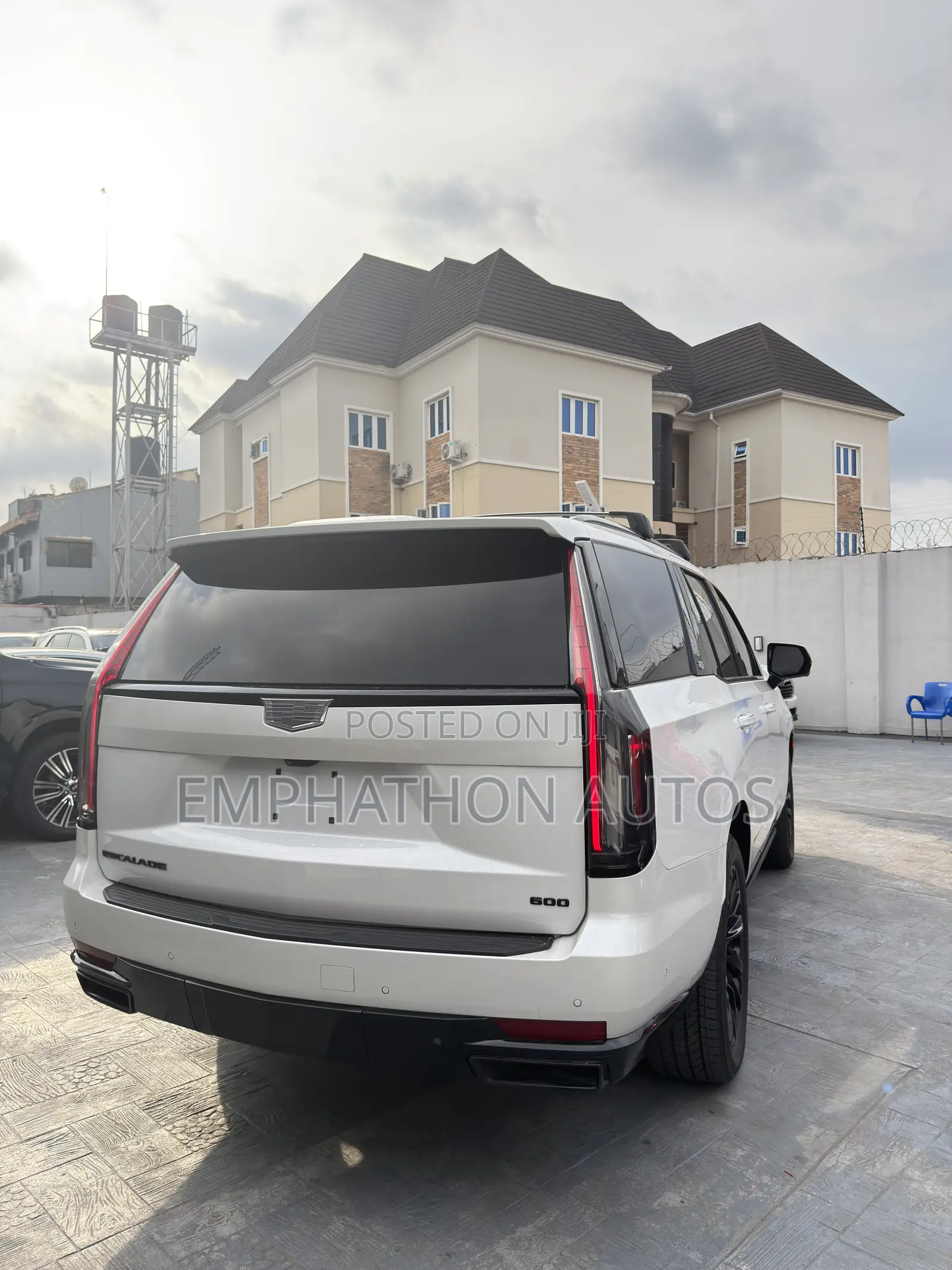 Cadillac Escalade 2024 White