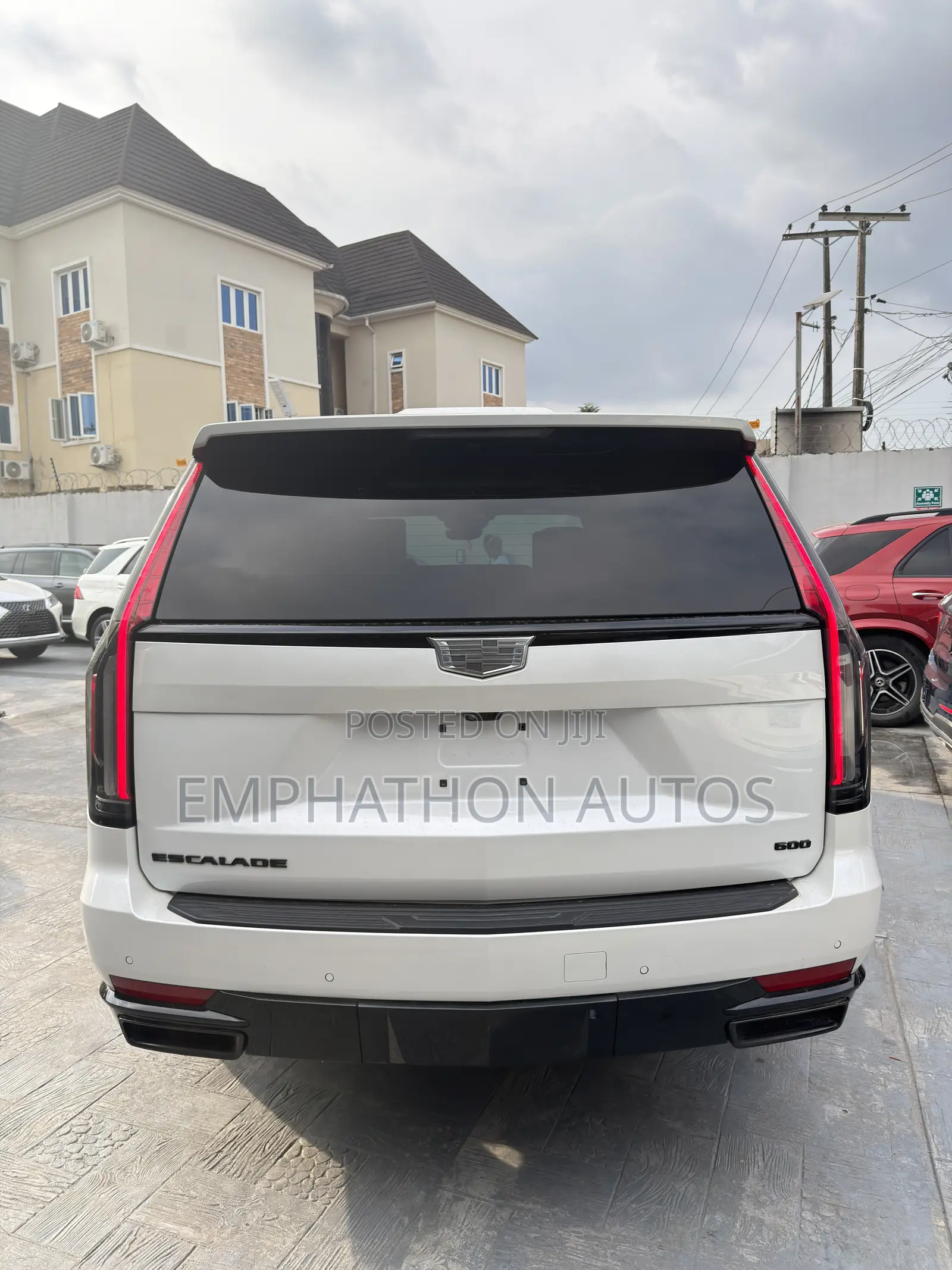 Cadillac Escalade 2024 White