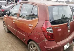 Hyundai I10 2012 Orange