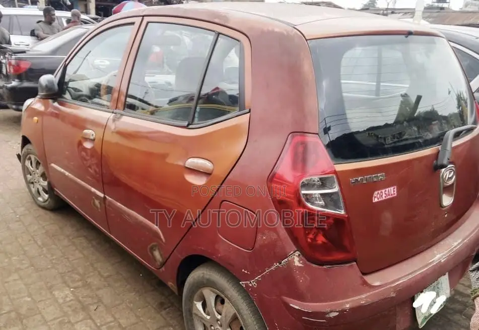 Hyundai I10 2012 Orange