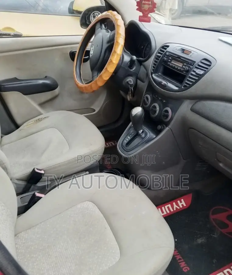 Hyundai I10 2012 Orange