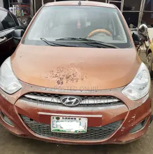 Hyundai I10 2012 Orange