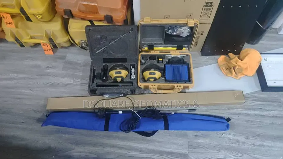 Fairly Used Hi-Target V200 With Accessories