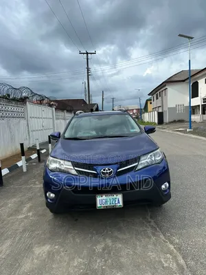 Toyota RAV4 2015 Blue